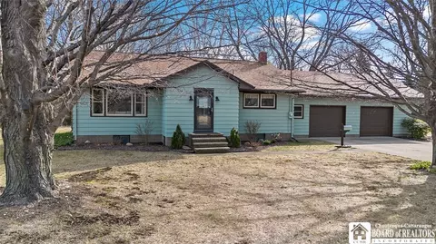 3 Villa Dr, Westfield, NY 14787