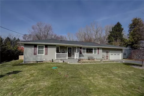 16625 State Route 31, Murray, NY 14470