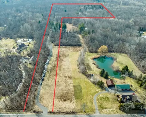 1457 Manitou Rd, Parma, NY 14468