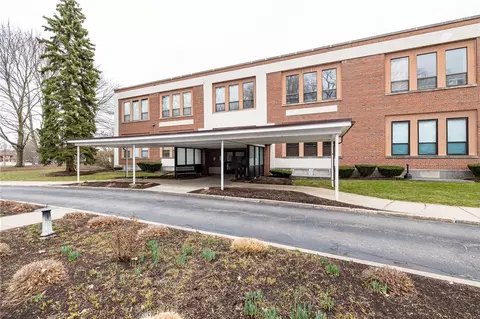 270 Latta Rd #UN226, Rochester, NY 14612