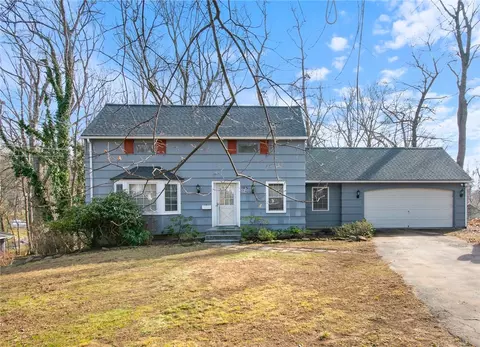 165 Dickinson Rd, Webster, NY 14580