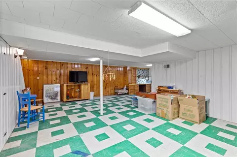 25 Breton Rd, Irondequoit, NY 14622 photo 15