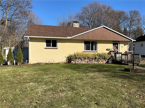 227 S Clinton St, Albion, NY 14411
