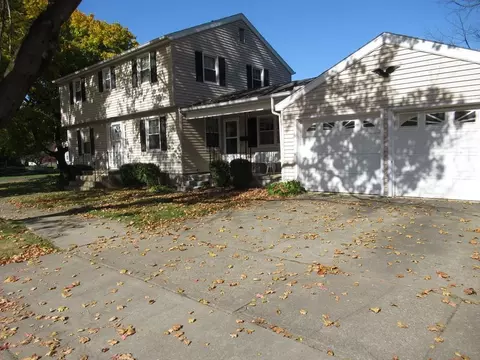 219 Oneida Pl, Corning, NY 14830