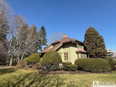 Exterior - 699 Main St, Olean, NY 14760 photo 2 of 9