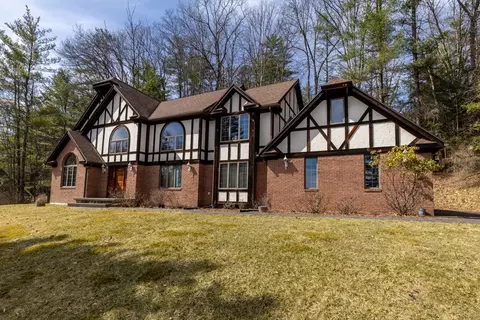 13 Greenridge Dr, Erwin, NY 14870