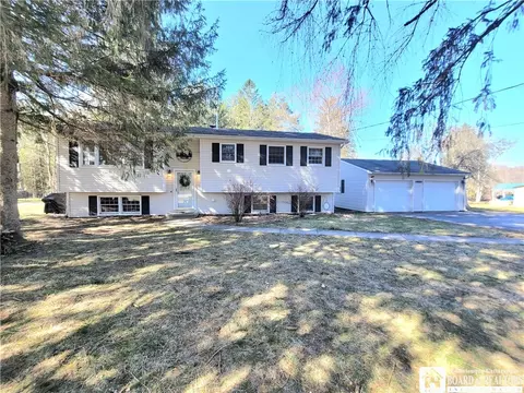 2047 S Maple Ave, North Harmony, NY 14710