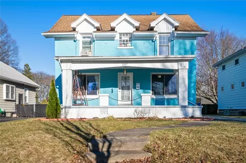 267 Wendhurst Dr, Greece, NY 14616