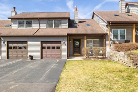 1198 Ridge Crest Dr, Victor, NY 14564