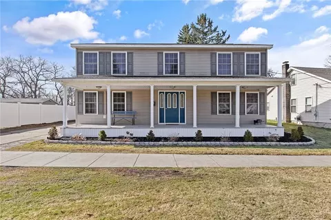 74 Seneca Ave, Oneida, NY 13421