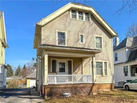 212 Earl St, Rochester, NY 14611