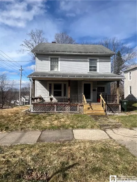 416 W 6th St, Jamestown, NY 14701