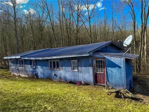 5771 County Route 68, Hartsville, NY 14843