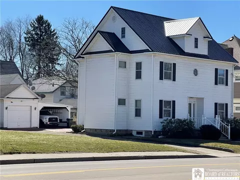 347 Fairmount Ave, Jamestown, NY 14701