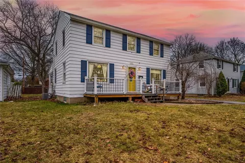 282 Hartsdale Rd, Irondequoit, NY 14622