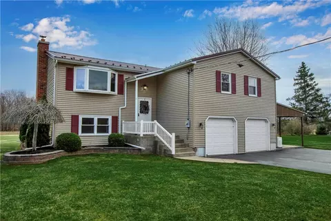 1445 Hosmer Rd, Somerset, NY 14012