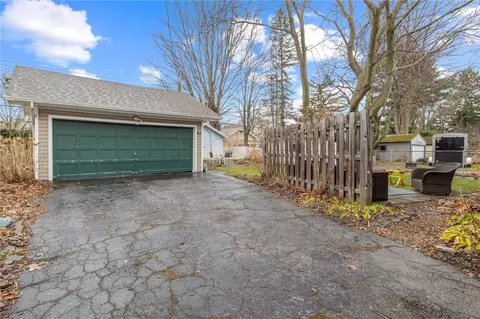 195 Pemberton Rd, Irondequoit, NY 14622 photo 33