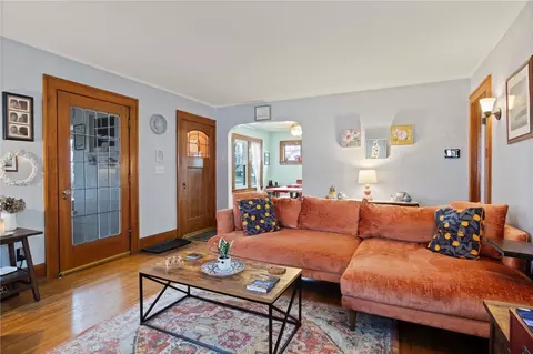 195 Pemberton Rd, Irondequoit, NY 14622 photo 6
