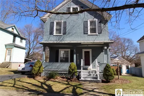 18 Utica St, Jamestown, NY 14701
