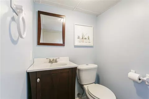 Bath - 3284 Culver Rd, Irondequoit, NY 14622 photo 4 of 4