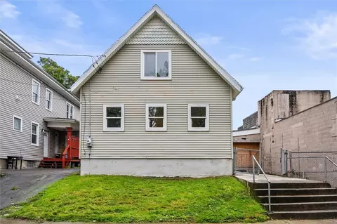 1 Bloomingdale St, Rochester, NY 14621