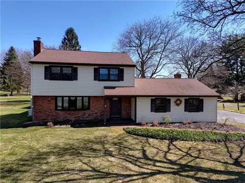 1776 Jackson Rd, Penfield, NY 14526