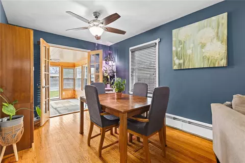 162 Wyndham Rd, Irondequoit, NY 14609 photo 8