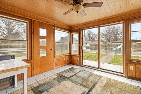 162 Wyndham Rd, Irondequoit, NY 14609 photo 19