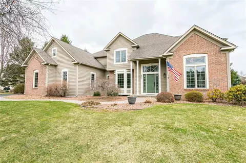 432 Sundance Trl, Webster, NY 14580