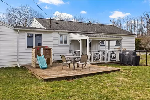 511 Glenview Ct, Webster, NY 14580 photo 25