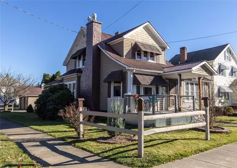162 Princeton Ave, Corning, NY 14830