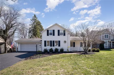 575 Pine Grove Ave, Irondequoit, NY 14617