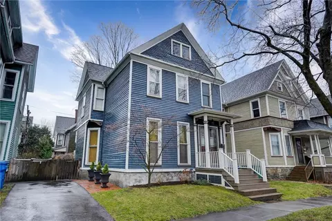 17 Oxford St, Rochester, NY 14607