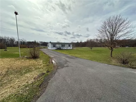 1200 Fuller Rd, Conquest, NY 13140
