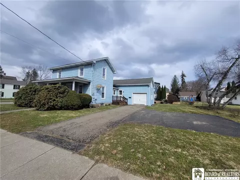 200 Hallock St, Jamestown, NY 14701