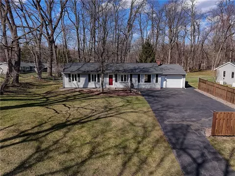 232 Ayrault Rd, Perinton, NY 14450