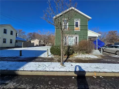 898 Jay St, Rochester, NY 14611