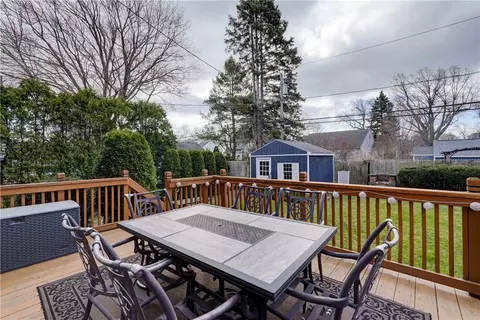 329 Scholfield Rd, Irondequoit, NY 14617 photo 32