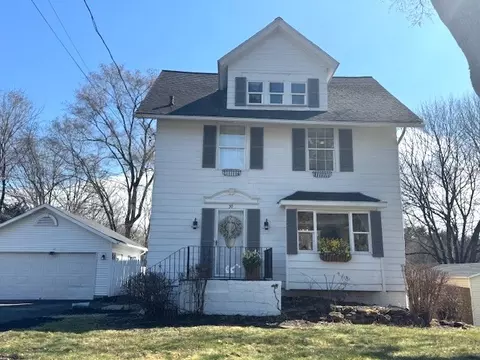 30 Tyburn Way, Brighton, NY 14610