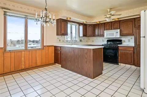 38 Case Ter, Irondequoit, NY 14609 photo 13