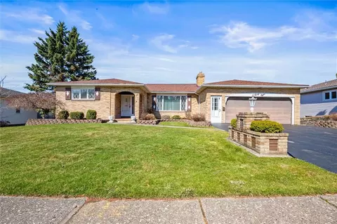 38 Case Ter, Irondequoit, NY 14609