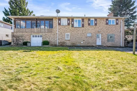 38 Case Ter, Irondequoit, NY 14609 photo 5