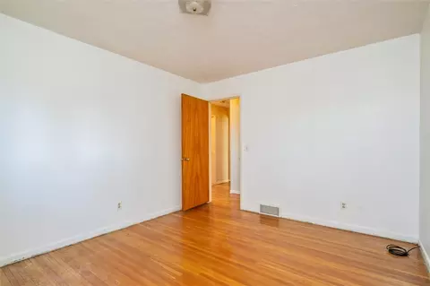 38 Case Ter, Irondequoit, NY 14609 photo 32