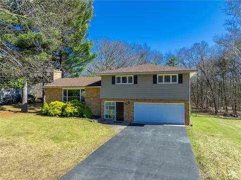 108 Fenton Rd, Chili, NY 14624