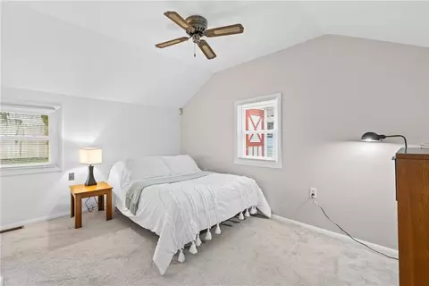 Bedroom - 191 Pinehill Dr, Irondequoit, NY 14622 photo 2 of 3