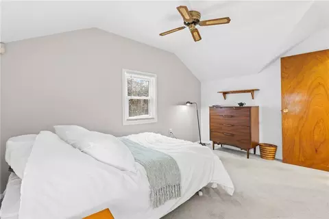 Bedroom - 191 Pinehill Dr, Irondequoit, NY 14622 photo 3 of 3
