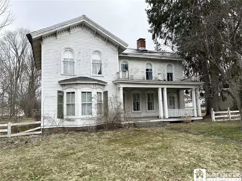 94 W Main St, Carroll, NY 14738