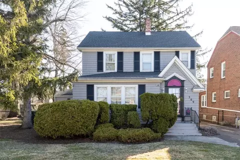 369 Maynard Dr, Amherst, NY 14226