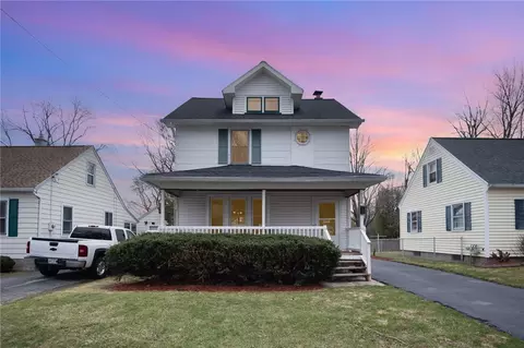 114 Camden St, Rochester, NY 14612