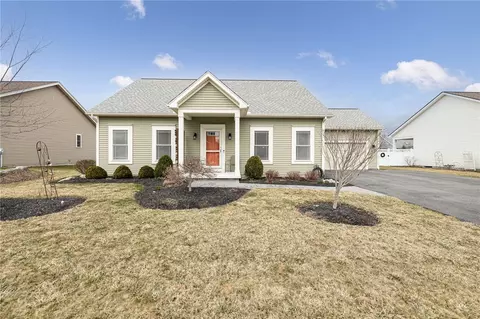 212 Kennedy St, Canandaigua, NY 14424
